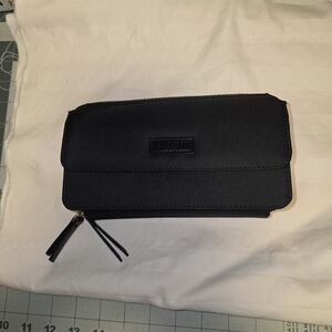 LANYANI Elegant Black Crossbody Bag